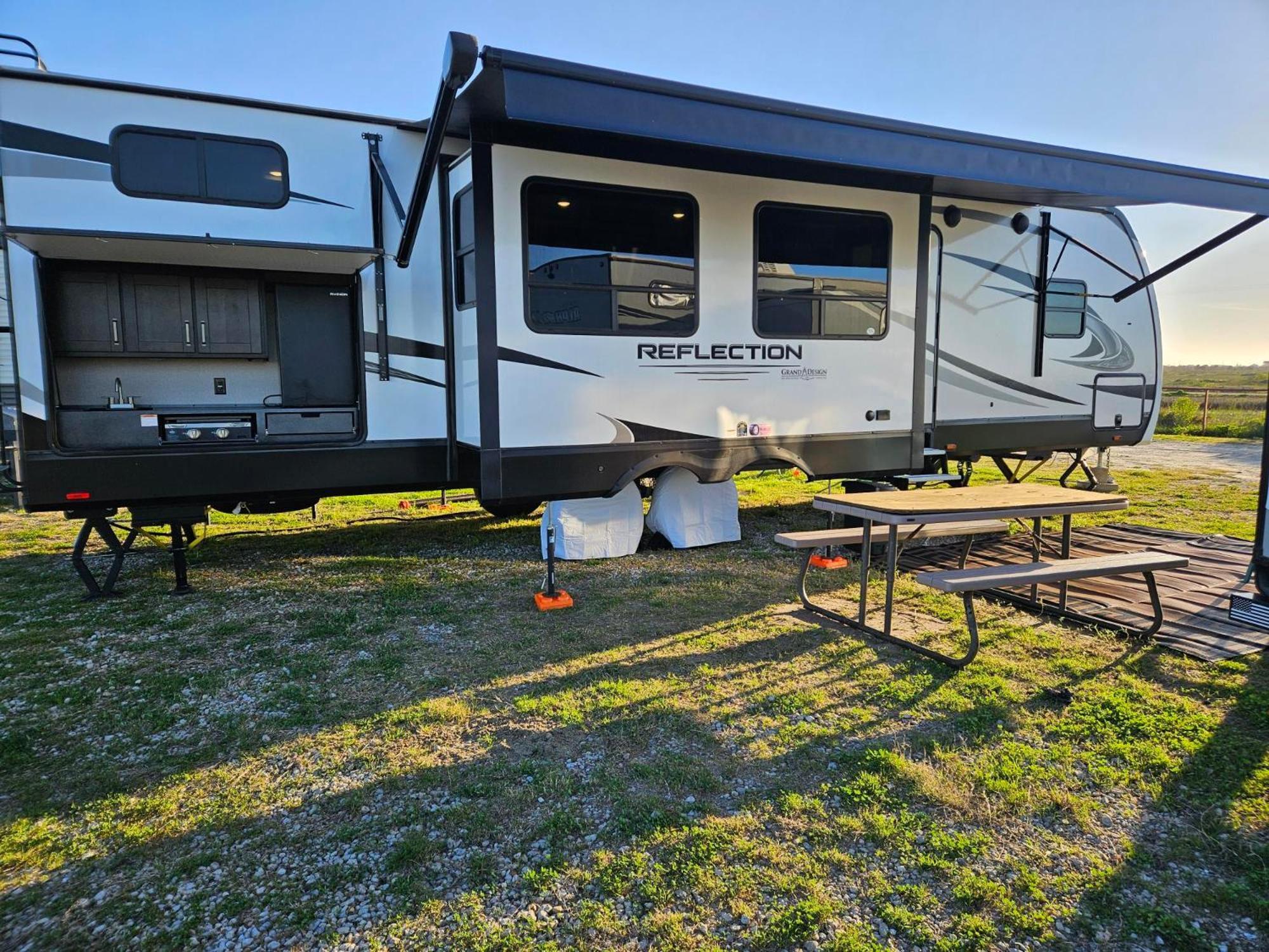 Hailey'S Beach-N-Bay Rv Resort Gilchrist Extérieur photo