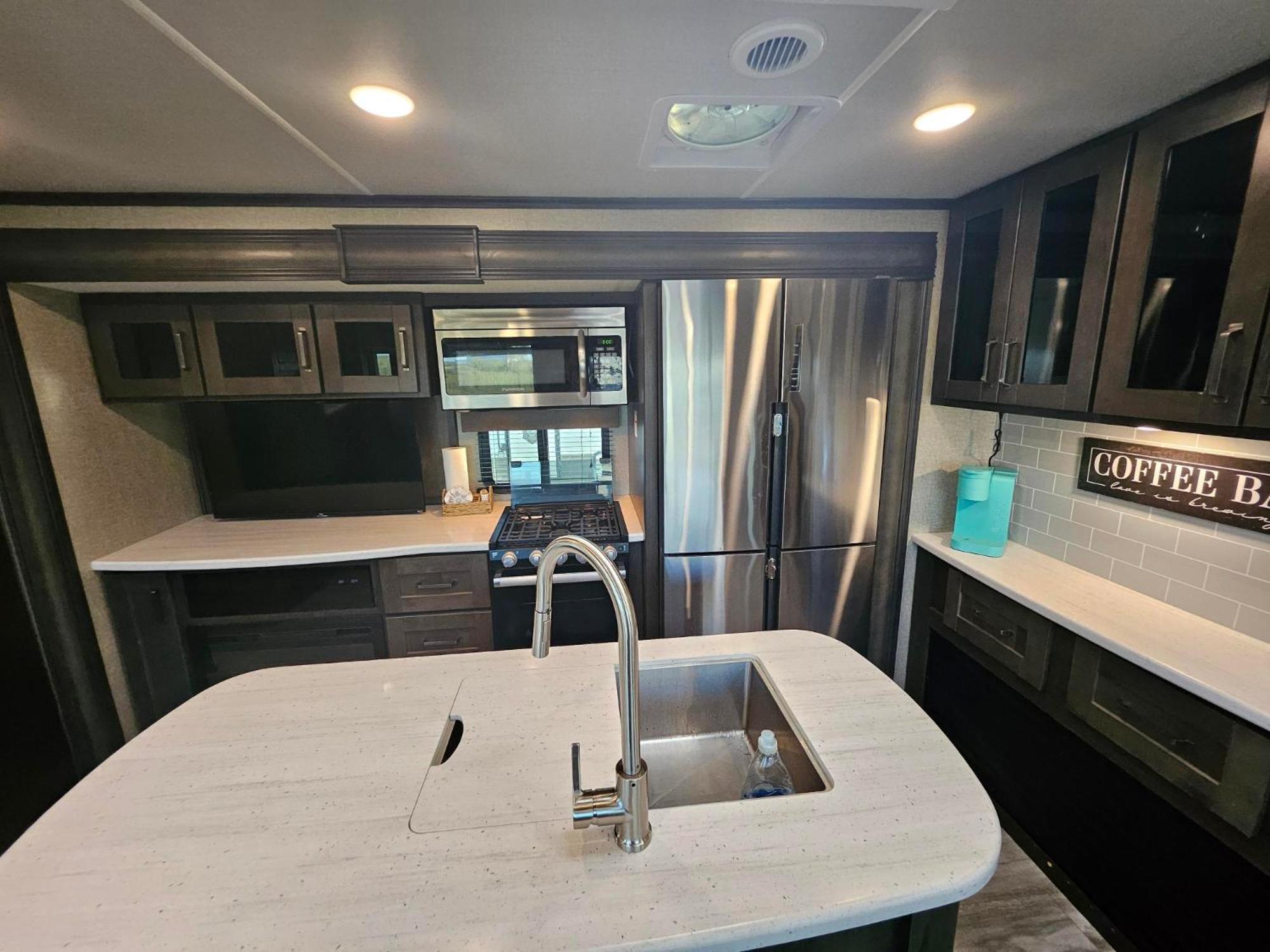 Hailey'S Beach-N-Bay Rv Resort Gilchrist Extérieur photo