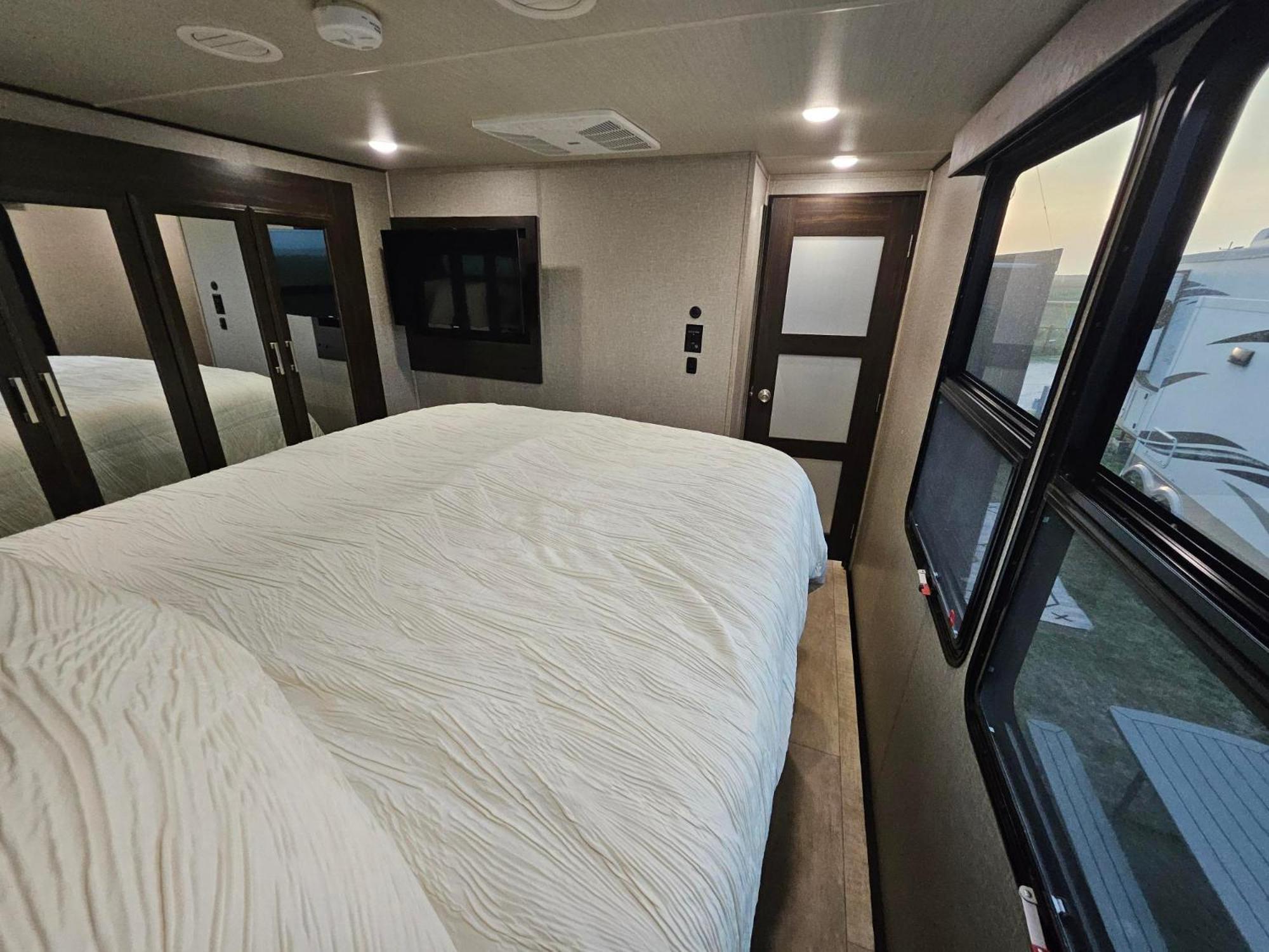 Hailey'S Beach-N-Bay Rv Resort Gilchrist Extérieur photo