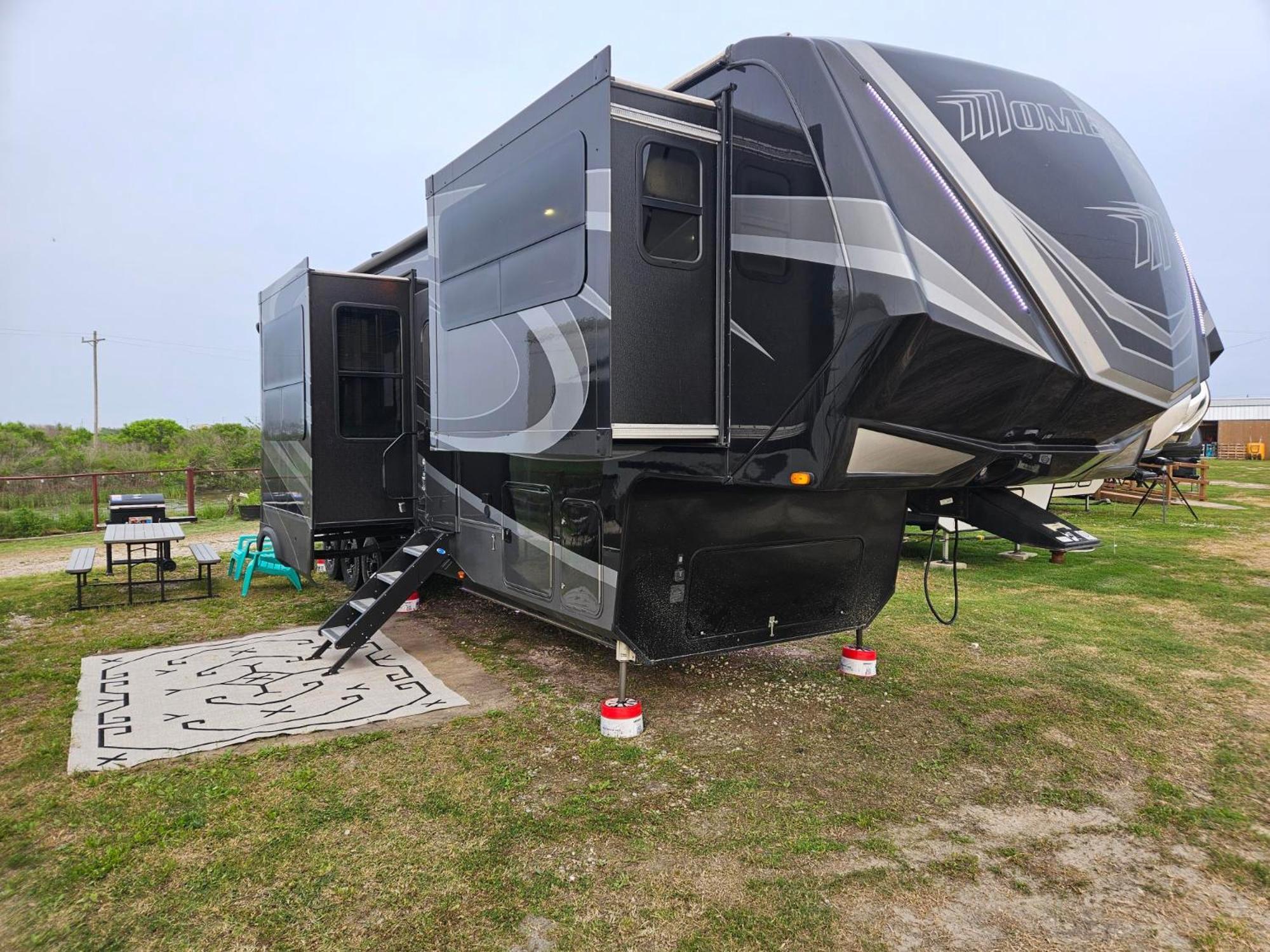Hailey'S Beach-N-Bay Rv Resort Gilchrist Extérieur photo