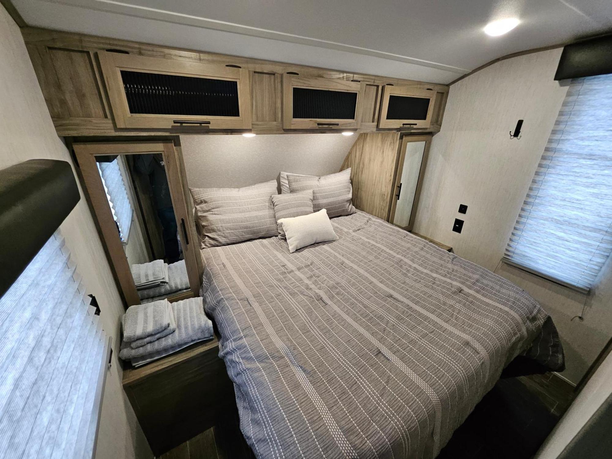 Hailey'S Beach-N-Bay Rv Resort Gilchrist Extérieur photo
